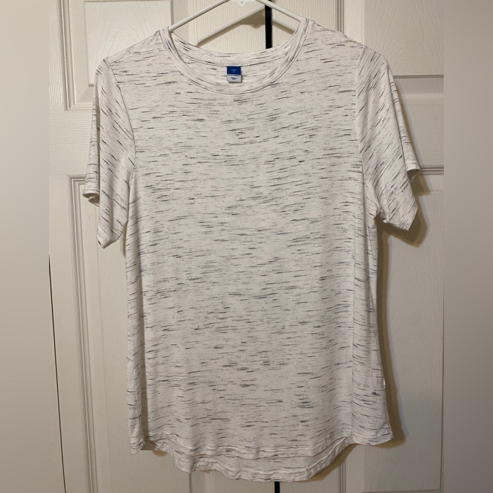 😍(3/$10) OLD NAVY Luxe Tee